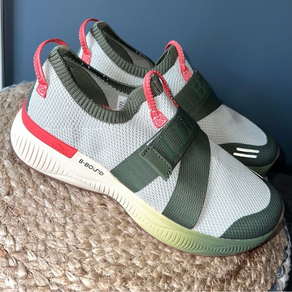 L.L. Bean Dirigo BeBound Slip On Sneakers - Picture 6 of 10